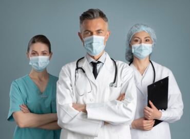 doctor-nurses-special-equipment